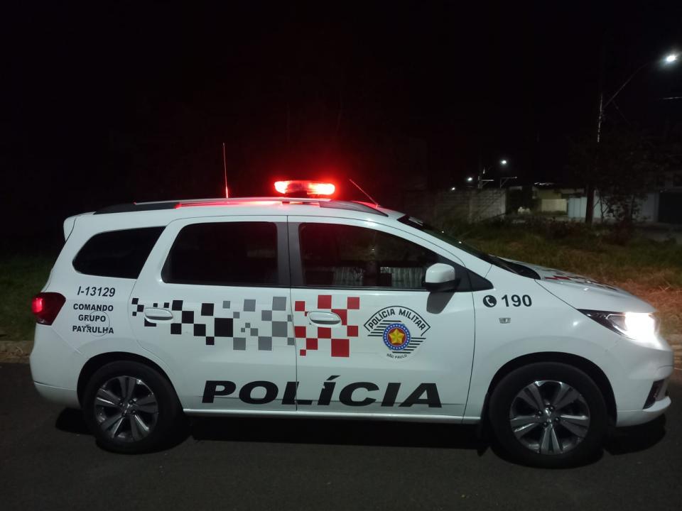 Foto 4 de 4 — Acidente entre carroça e ônibus fere 4 pessoas e mata cavalo no Distrito Industrial